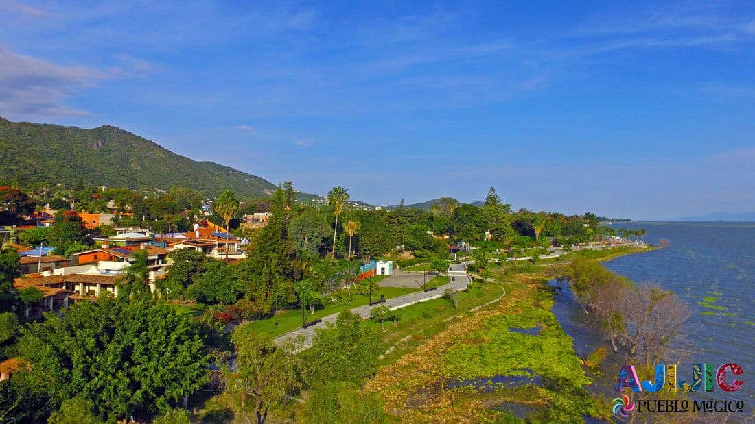 MALECÓN DE AJIJIC Ajijic Pueblo Mágico